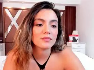 Camsoda Adult Video Chat of isabellaa-joness