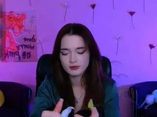 Camsoda Sex Cam of liana-kisses