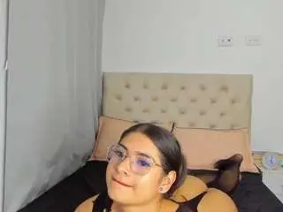Camsoda Watch Live Sex Cams of cristal-ferrer
