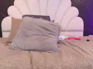 Camsoda Adult Webcams of miaabrownn