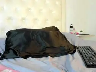 Camsoda Live Sex of cocoqueenn
