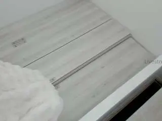 Camsoda Live Sex Cam of emilymejia