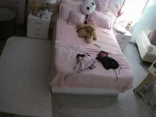 Camsoda Live Sex Cam of voyeurcam-casa-salsa-bedroom-6