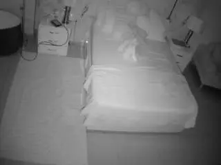 Camsoda Live Sex of voyeurcam-casa-salsa-bedroom-6