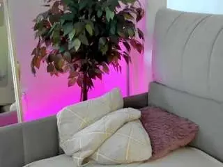 Camsoda Best Webcam of holy-reid