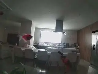 Camsoda Free Porn Cam of voyeurcam-casa-salsa-fishtank