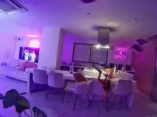 Camsoda Live Sex of voyeurcam-casa-salsa-fishtank