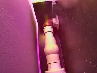 Camsoda Nude Webcam of voyeurcam-casa-salsa-fishtank