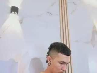 Camsoda Live Sex Cam of logan-and-rachel