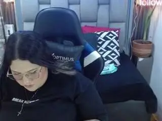 Camsoda Free Live Porn of evelinzaens
