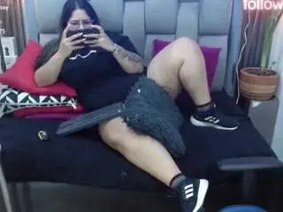 Camsoda Free Porn Cam of evelinzaens