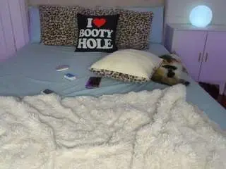 Camsoda Nude Webcam of emmagray01