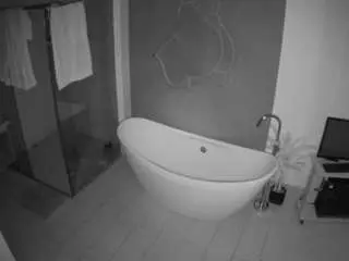 Camsoda Sex Chat of voyeurcam-casa-salsa-bathroom-5