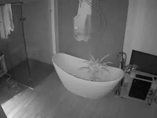 Camsoda Live Porn of voyeurcam-casa-salsa-bathroom-5