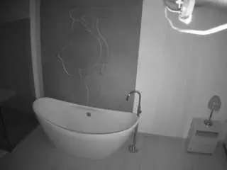Camsoda Private Sex Chat of voyeurcam-casa-salsa-bathroom-5