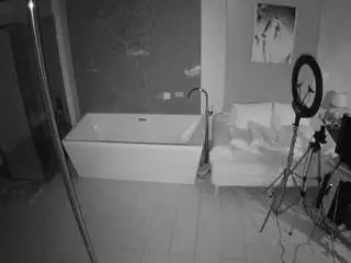 Camsoda Sex Chat of voyeurcam-casa-salsa-bathroom-3