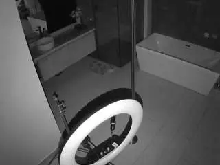 Camsoda Adult Video Chat of voyeurcam-casa-salsa-bathroom-3