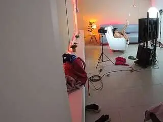 Camsoda Free Porn Cam of voyeurcam-jb-room-1