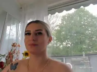 Camsoda Sex Cam of ella-vee