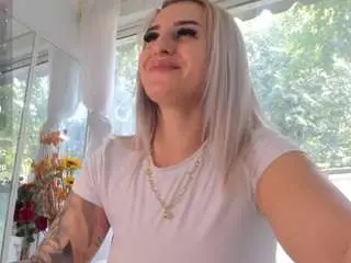 Camsoda Best Webcam of ella-vee