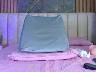 Camsoda Free Live Porn of mia-scot