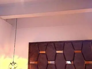 Camsoda Adult Video Chat of sara-naugty