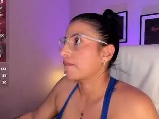 Camsoda Free Porn Cam of sheyla-hills