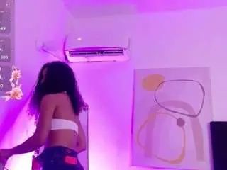 Camsoda Free Porn Cam of hornysweetebony