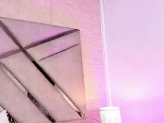 Camsoda Adult Webcam of emma-coo
