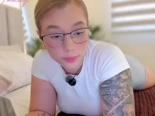Camsoda Best live sex cam show of foxy-boobs