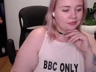 Camsoda Watch Live Sex Cams of margotgrey