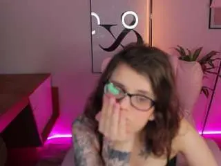 Camsoda Free Live Porn of ariell-mini