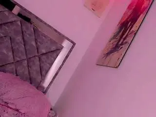 Camsoda Nude Webcam of isabella-hot