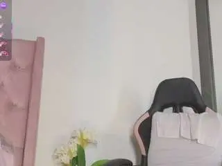 Camsoda Sex Chat of linoshka-1