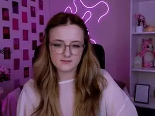 Camsoda Best Webcam of luna-berryy