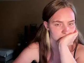 Camsoda Sex Cam of crystlegaither
