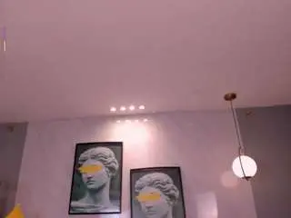 Camsoda Watch Live Sex Cams of paulinasantos