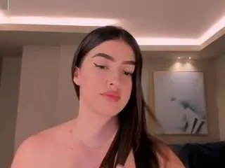 Camsoda Nude Webcam of paulinasantos