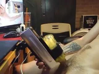 Camsoda Adult Webcam of r3v01ut10n