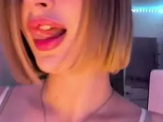 Camsoda Sex Cam of hienleggans