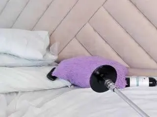Camsoda Nude Webcam of miathompson-3