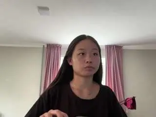Camsoda Nude Webcam of aleasesilquero
