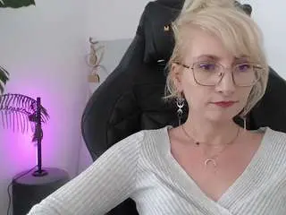 Camsoda Free Live Porn of cinderellamoon