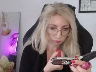 Camsoda Free Porn Cam of cinderellamoon