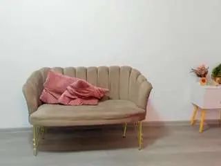Camsoda Nude Webcam of lvmexoxo