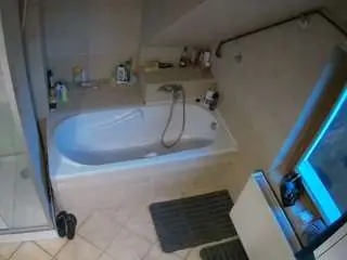 Camsoda Best live sex cam show of voyeurcam-julmodels-bath-2nd-1