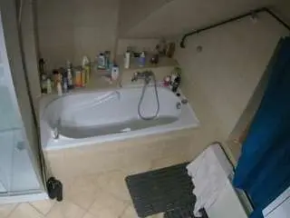 Camsoda Best live sex cam show of voyeurcam-julmodels-bath-2nd-1