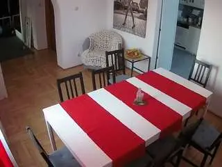 Camsoda Watch Live Sex Cams of voyeurcam-julmodels-dining