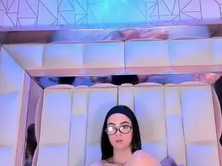 Camsoda Adult Video Chat of serenavieri1