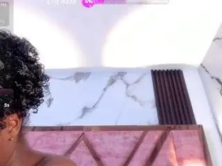 Camsoda Watch Live Sex Cams of kandyy-brown